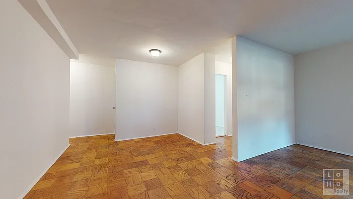 Sold by LoHo Realty | media 2