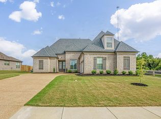 140 Laurel Wood Ln, Oakland, TN 38060