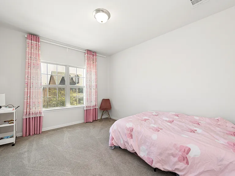 7108 Royal View Dr — Photo 6