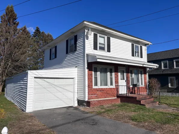 14 N Bend St, Peru, NY 12972