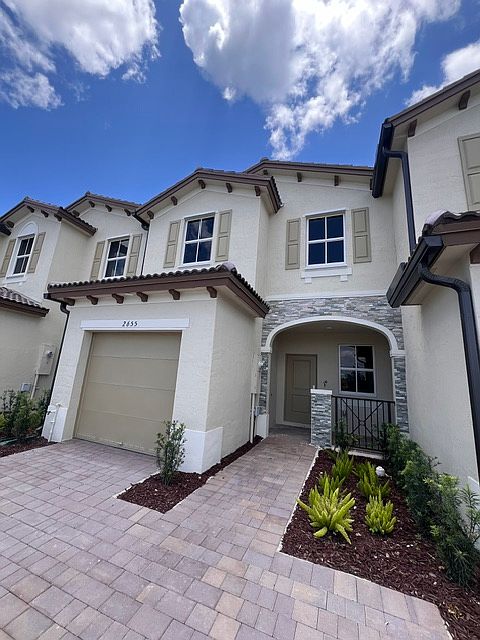 1st image of 2655 SE 25th Ter