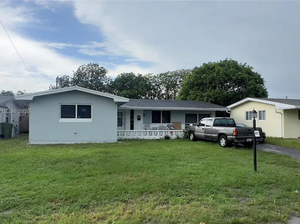 8860 NW 10th St, Pembroke Pines, FL 33024