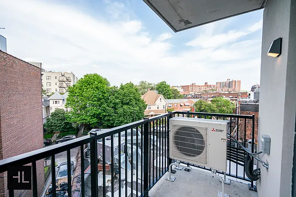 Rented by Highline Residential | media 31