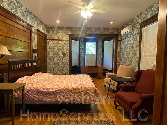 4th image of 538 N Randolph St #5