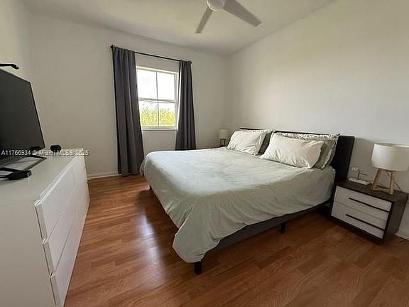 3rd image of 8960 NW 97th Ave APT 204