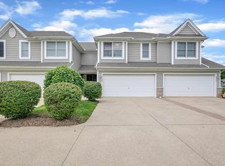 7226 Harbor Dr, Algonac, MI 48001