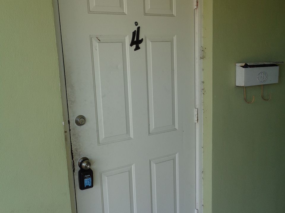 1009 NW 30th Ct Wilton Manors 33311 #4