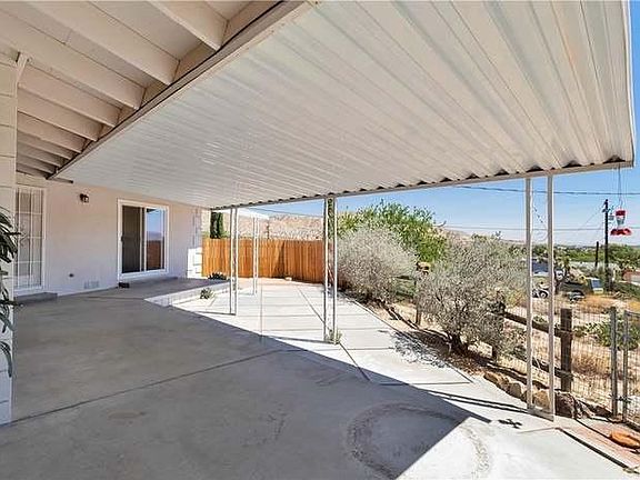 3rd image of 7465 La Vina Trl