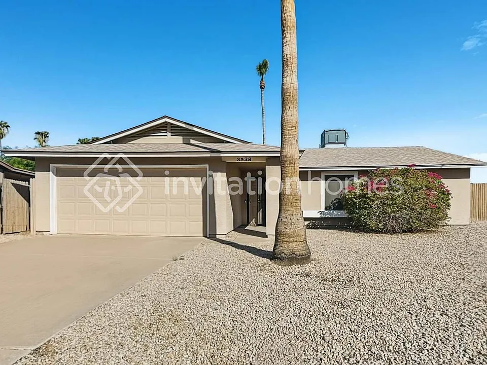 3538 E Anderson Dr