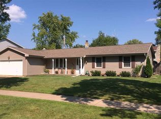 1832 N Edgewood Ave, Appleton, WI 54914