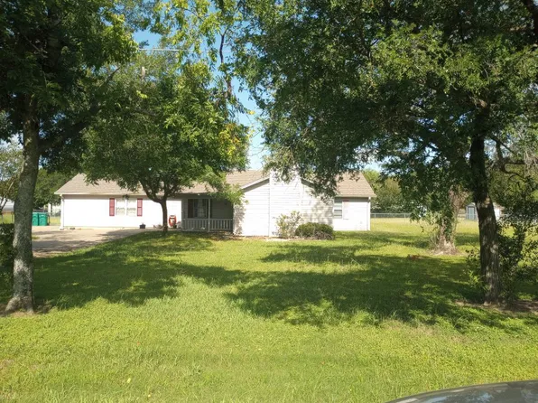 105 Old Central Rd, Waco, TX 76705