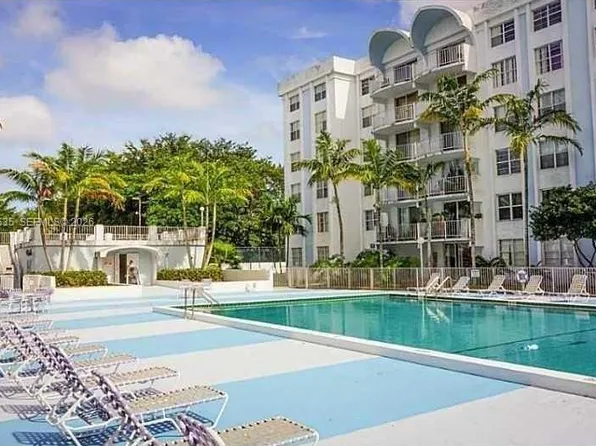 482 NW 165 Street Rd, Miami, FL