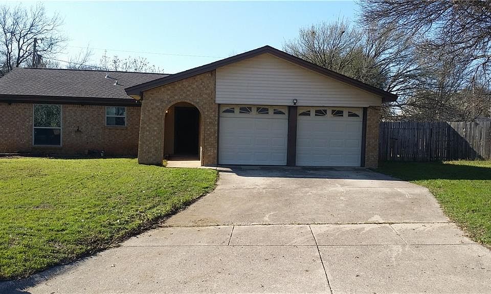 1st image of 4329 Aspen Ct N