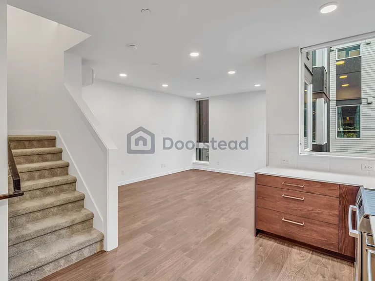 3070 SW Avalon Way #F — Photo 14