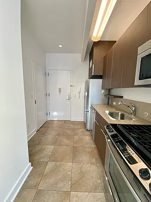 Rented by The Continental | media 4