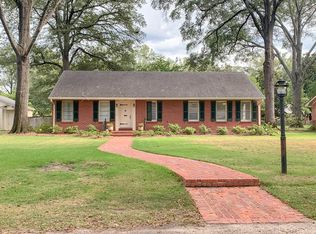 404 W Monroe Ave, Greenwood, MS 38930