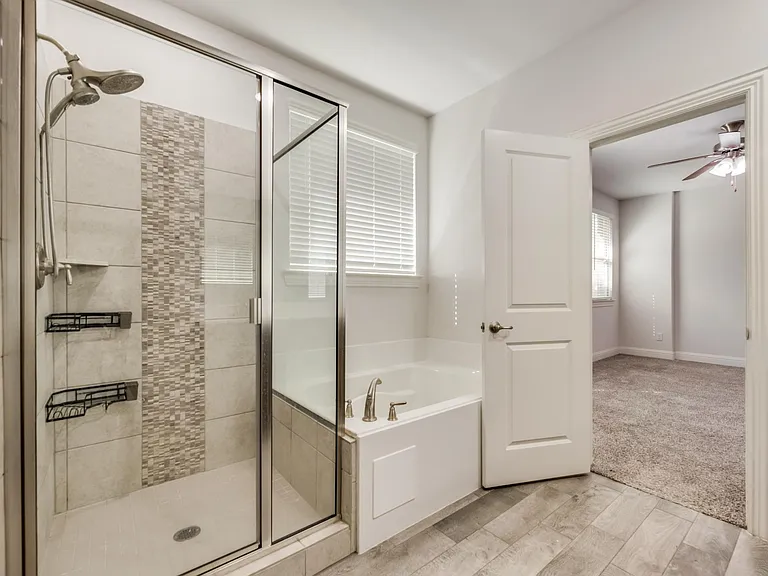 10813 Brownwood Pl — Photo 6
