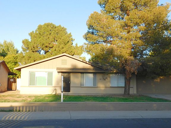 2nd image of 5121 N 77th Dr