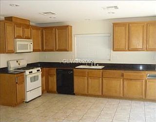 4th image of 7428 Wine Creek St