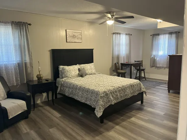 (undisclosed Address), Charlotte, NC 28214