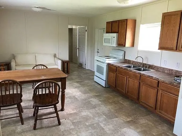 9 Raasch Rnch, Zumbrota, MN 55992