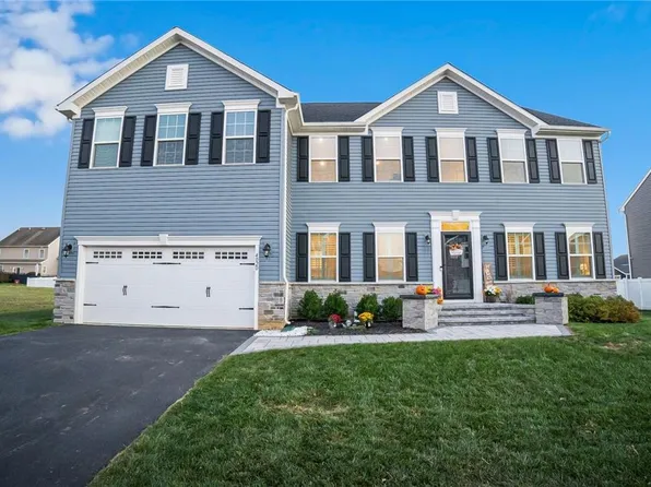 4020 Walter Rd, Bethlehem, PA 18015