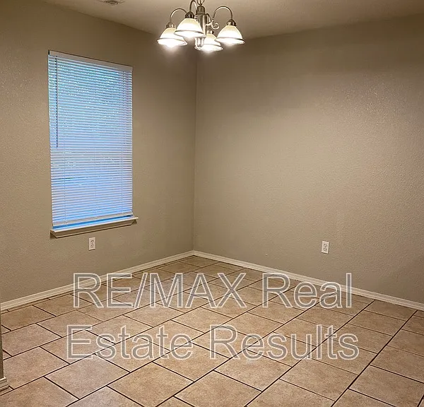 5 Dolphin Ln — Photo 7