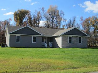 237 Trotters Ln, Madisonville, KY 42431