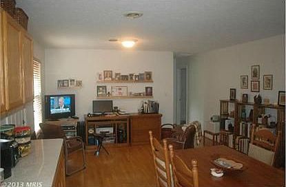 4th image of 1804 N Royal Ave