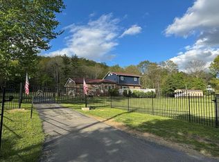 165 Hughes Rd, Daniels, WV 25832