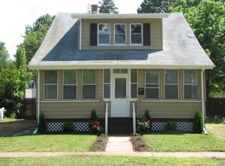 25 Connecticut Ave, Enfield, CT 06082