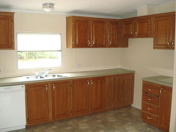 3rd image of 206 Knollwood Dr