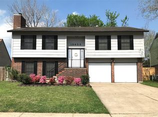 15955 Windom Dr, Webster, TX 77598