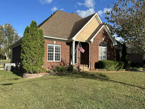 615 Greene Dr, Lebanon, TN 37087