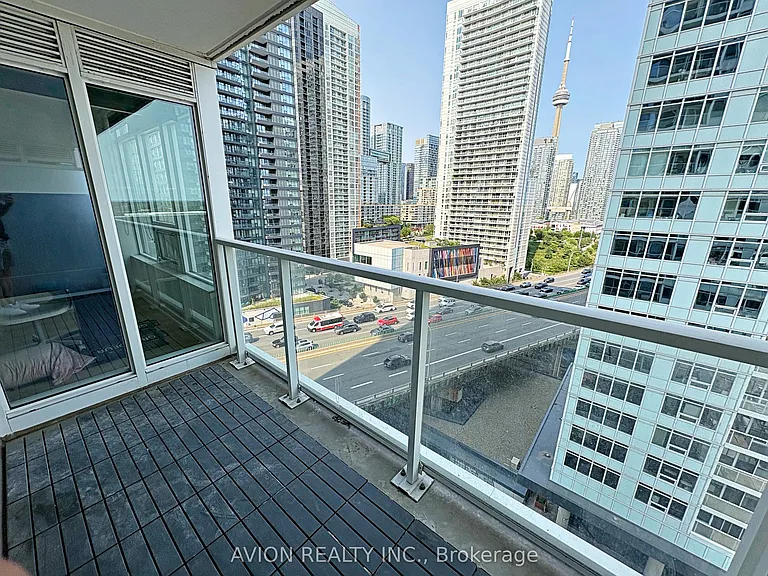 19 Bathurst St #1609 — Photo 13
