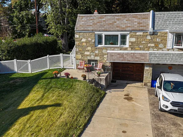 9212 Crispin St, Philadelphia, PA 19114