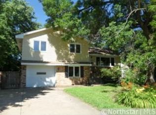 6324 70th Ave N, Brooklyn Park, MN 55429