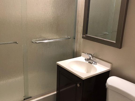 4th image of 500 El Camino Real APT 213