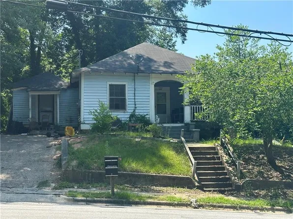 705 Seale Rd, Phenix City, AL 36867