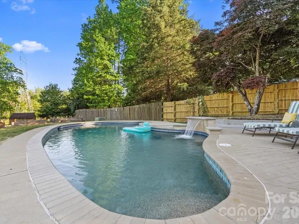108 Scalybark Trl, Concord, NC 28027