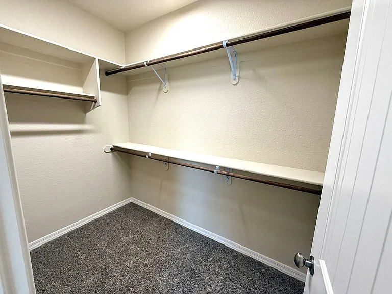 3774 Meadowbrook Ln — Photo 25