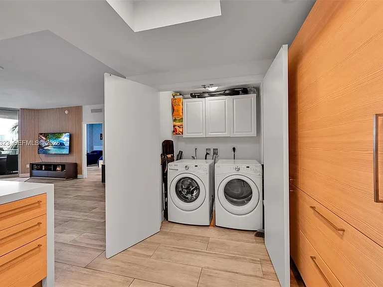 17111 Biscayne Blvd #207 — Photo 20