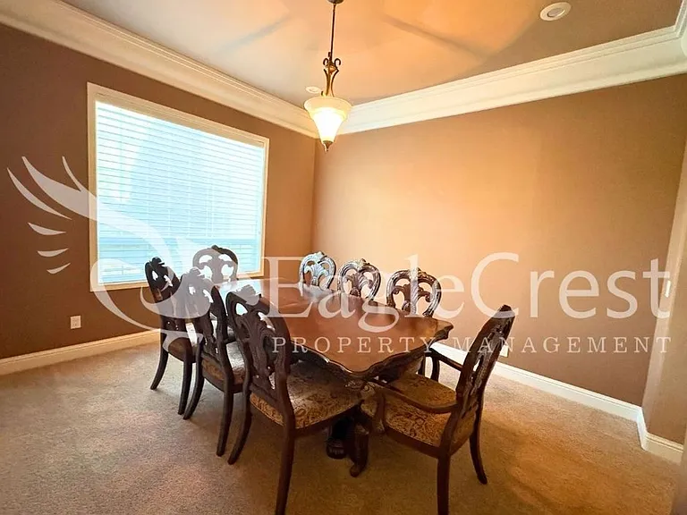 44 Vinehill Dr — Photo 28