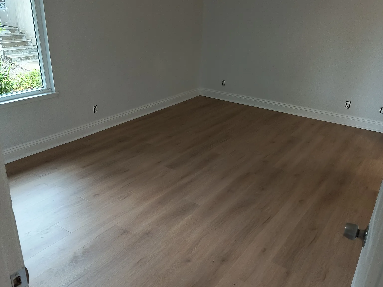 3 bed, 1145 sqft, $3,700 — Photo 4
