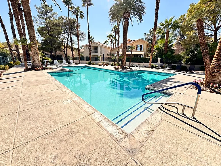 2544 Golden Sands Dr — Photo 29