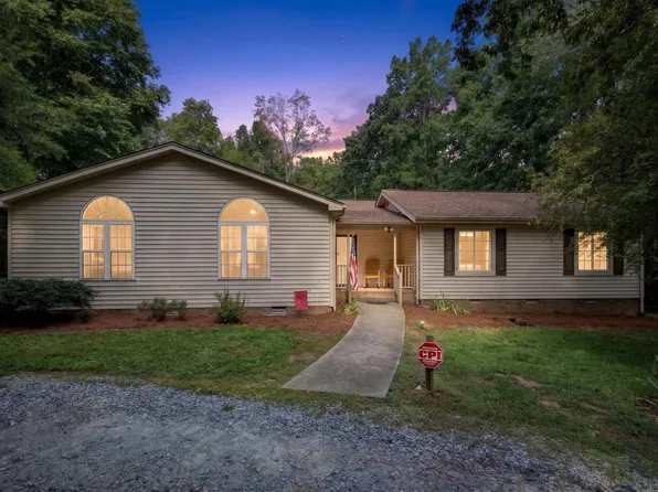 6910 Blalock Rd, Bahama, NC 27503