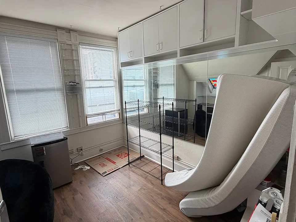 2141 Pacific Ave #7