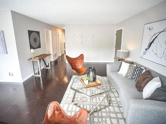 3rd image of 4252 Callan Blvd