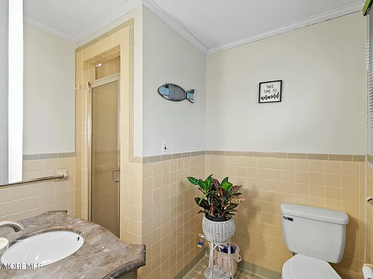 399 Golfview Dr — Photo 24