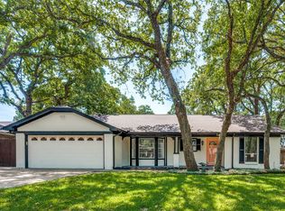 2112 Dartmouth Dr, Arlington, TX 76015